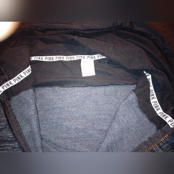 Pink Ultimate zip up hoodie sz medium - Picture 6 of 7